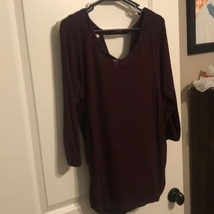 Maurice’s 3/4 sleeve maroon shirt